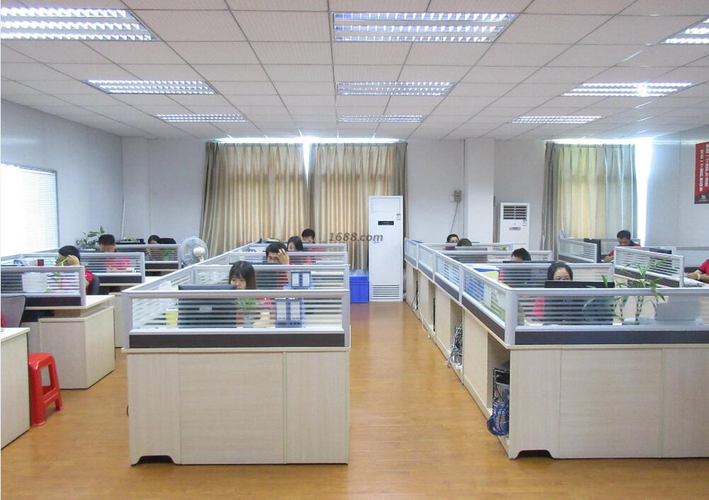 周全的售后服務(wù)團(tuán)隊(duì)