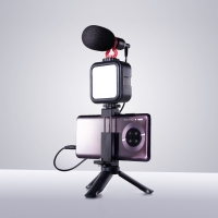 攝影攝像小方形燈拍照打光燈RGB口袋補(bǔ)光燈LED便攜單反相機(jī)補(bǔ)光燈PT-49RGB